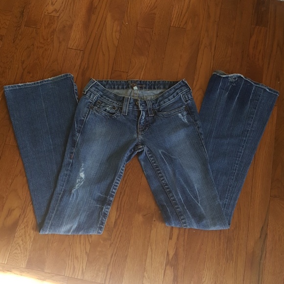 Bebe Distressed Jeans - Picture 4 of 8